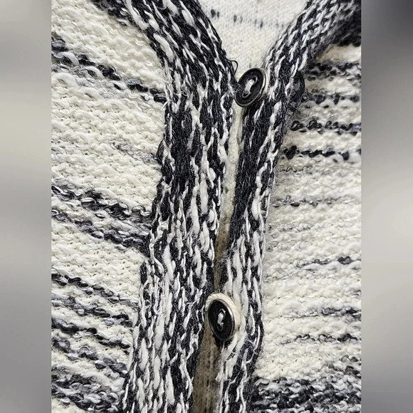 ZARA Girls 2 Button Knit Cardigan - Size 13/14 Preppy School - Picture 4 of 6